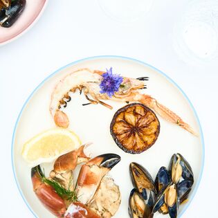 Fiske- og skaldyrsbuffet på Tambohus Kro